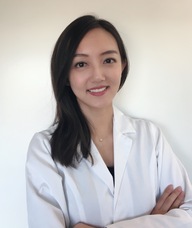 Book an Appointment with Dr Selina Li for Cosmetic & Skincare Consultation 医美抗衰咨询
