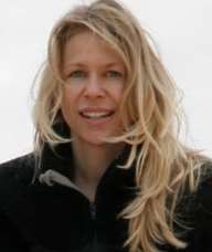 Book an Appointment with Andrea Pfeuti for Coaching