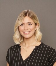 Book an Appointment with Amanda De Paiva for Intern