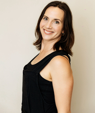 Book an Appointment with Elva Cosgrave for Student Massage Therapy