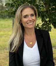 Book an Appointment with Holly Anderson for Free 15 minute Phone Consult