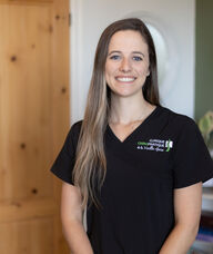 Book an Appointment with Dr. Jeanne St-Jacques for Chiropratique