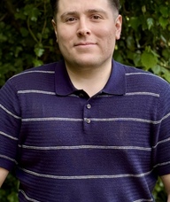 Book an Appointment with Luis Zavala for Couples Counselling