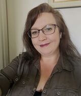 Book an Appointment with Wendy Davies at Onyx Counselling & Psychology - Sherwood Park Office