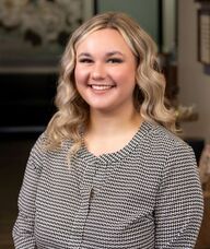 Book an Appointment with Vanna Funk for Introductory Consultation Meeting