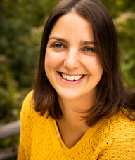 Book an Appointment with Claire Huth chiropraticienne for Chiropractic