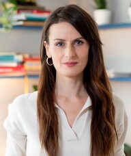 Book an Appointment with Ilona Kolis for Psychotherapy
