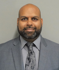 Book an Appointment with Dr. Randy Bahadur for Sports Physician